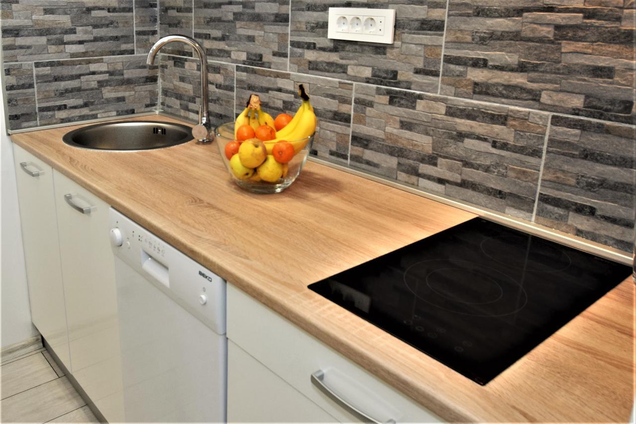 Apartment Gacka Оточац Екстер'єр фото