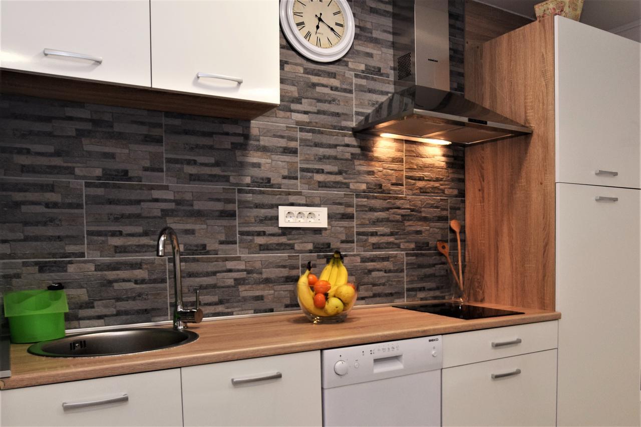 Apartment Gacka Оточац Екстер'єр фото